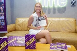 Lançamento do Livro de Coautoria Experts Movimentou Balneário Camboriú no Café Cultura