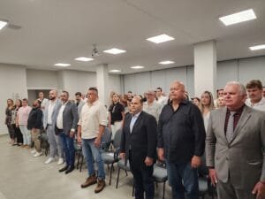 Câmara de Navegantes celebra cidadãos que transformam com Sessão Solene de Outorga de Títulos