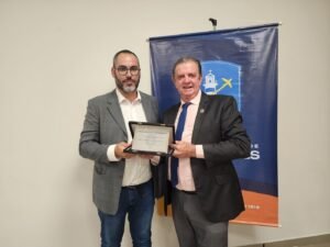 Câmara de Navegantes celebra cidadãos que transformam com Sessão Solene de Outorga de Títulos