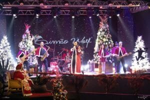 Especial de Natal 2024 do violinista Simão Wolf segue turnê no estado de Santa Catarina
