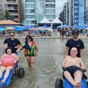 NOVA DATA: Banho de mar com acessibilidade: Projeto “Vida na Praia” retorna ao litoral catarinense neste sábado (14)