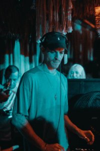 Warung Beach Club,Praia Brava,música eletrônica,Main Room,verão 2024,Soundtuary,Guy Gerber,Mano Le Tough,novo ano