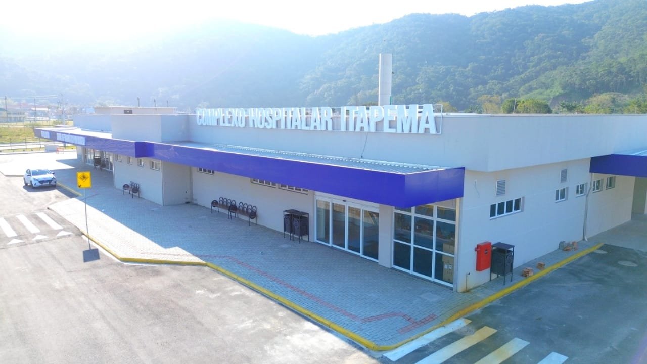 Prefeitura de Itapema,Secretaria de Saúde,mutirão de cirurgias,catarata,Hospital Municipal Santo Antônio,oftalmológico,Policlínica Municipal,clínicas credenciadas,pterígio,saúde visual