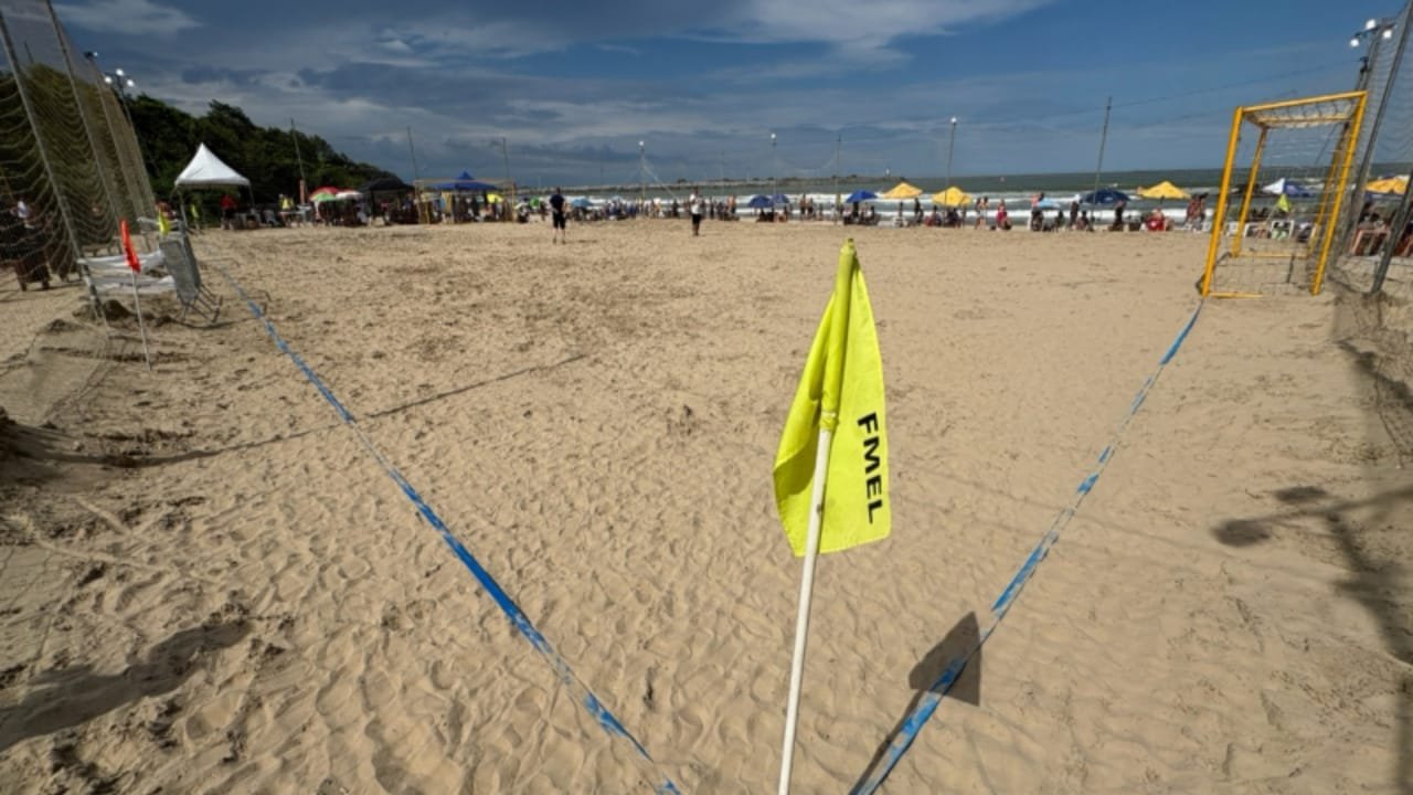 Beach Soccer 2025,Fmel,torneio de futebol,esportes Itajaí,primeira rodada,categorias Novos,Feminino,Veteranos,Master