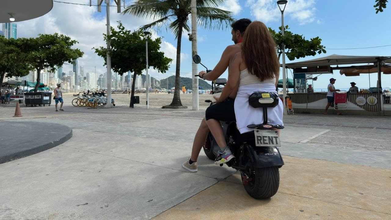 Balneário Camboriú,regulamentação,patinetes elétricos,bicicletas elétricas,veículos autopropelidos,micromobilidade,segurança no trânsito,BC Trânsito,credenciamento