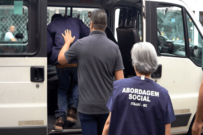 Operação Recomeço,segurança pública,vulnerabilidade social,Itajaí,ordem pública,assistência social,furtos,roubos.