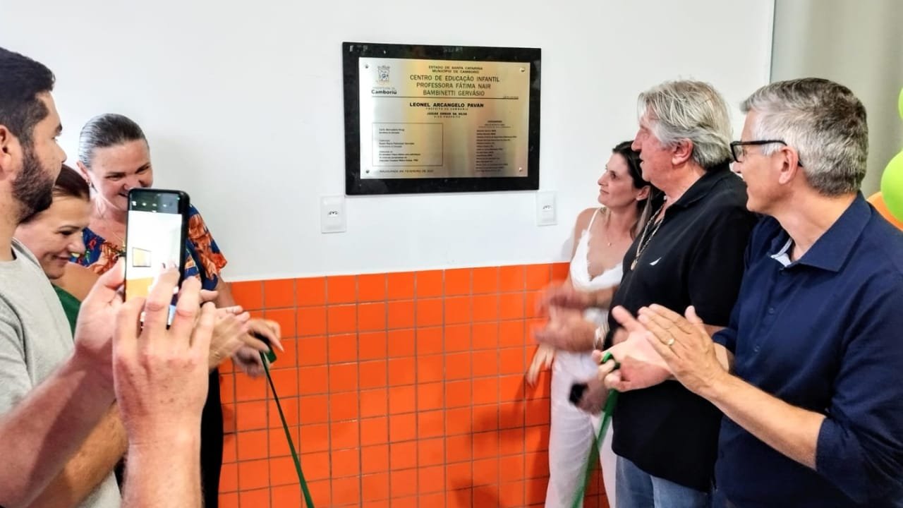 CEI Fátima Nair Bambinetti Gervásio,Camboriú,Jardim Veneza,Rio Pequeno,Fundação Cultural,Dona Fátima,Dr. Vilson Albino,Milton Hobus,ampliação,salas de aula,secretária de Educação,Roseli Poltronieri Gervásio,prefeito,educação infantil,homenagem