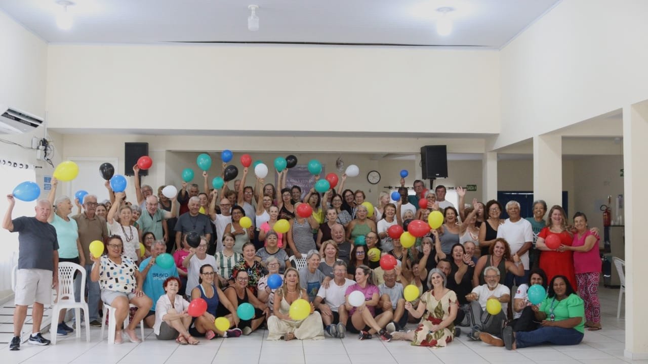 Governo de Porto Belo,Secretaria de Assistência Social,Diretoria da Pessoa Idosa,Saúde e Energia,idosos,Centro de Convivência do Idoso,integração,socialização,bem-estar,direitos dos idosos,tipos de violência,acesso a serviços,empoderamento da pessoa idosa,Coral Ressoar,dança açoriana,dança gaúcha,Projeto Raízes,bingo,baile,Projeto Amor Solidário.