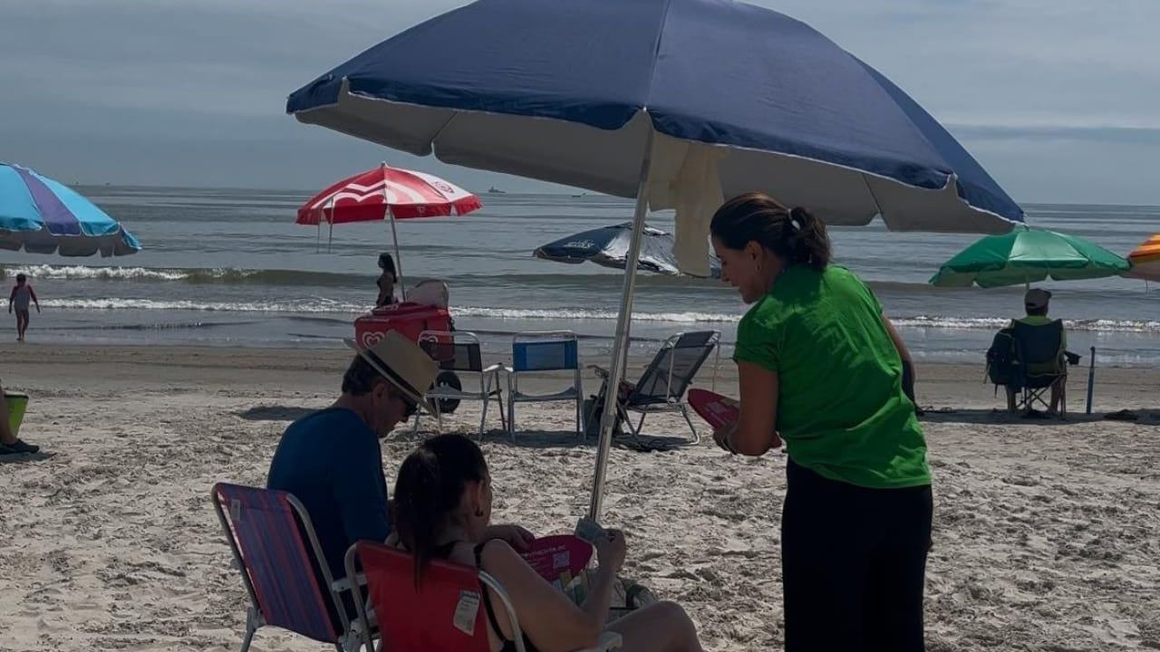 Movimenta BC,Balneário Camboriú,aplicativo turístico,descontos,Praia Central,Parque Unipraias,Atracadouro Barra Sul,agenda de eventos,turismo,hotelaria,gastronomia,lazer,BC Convention,Andrezza Negrini,download gratuito