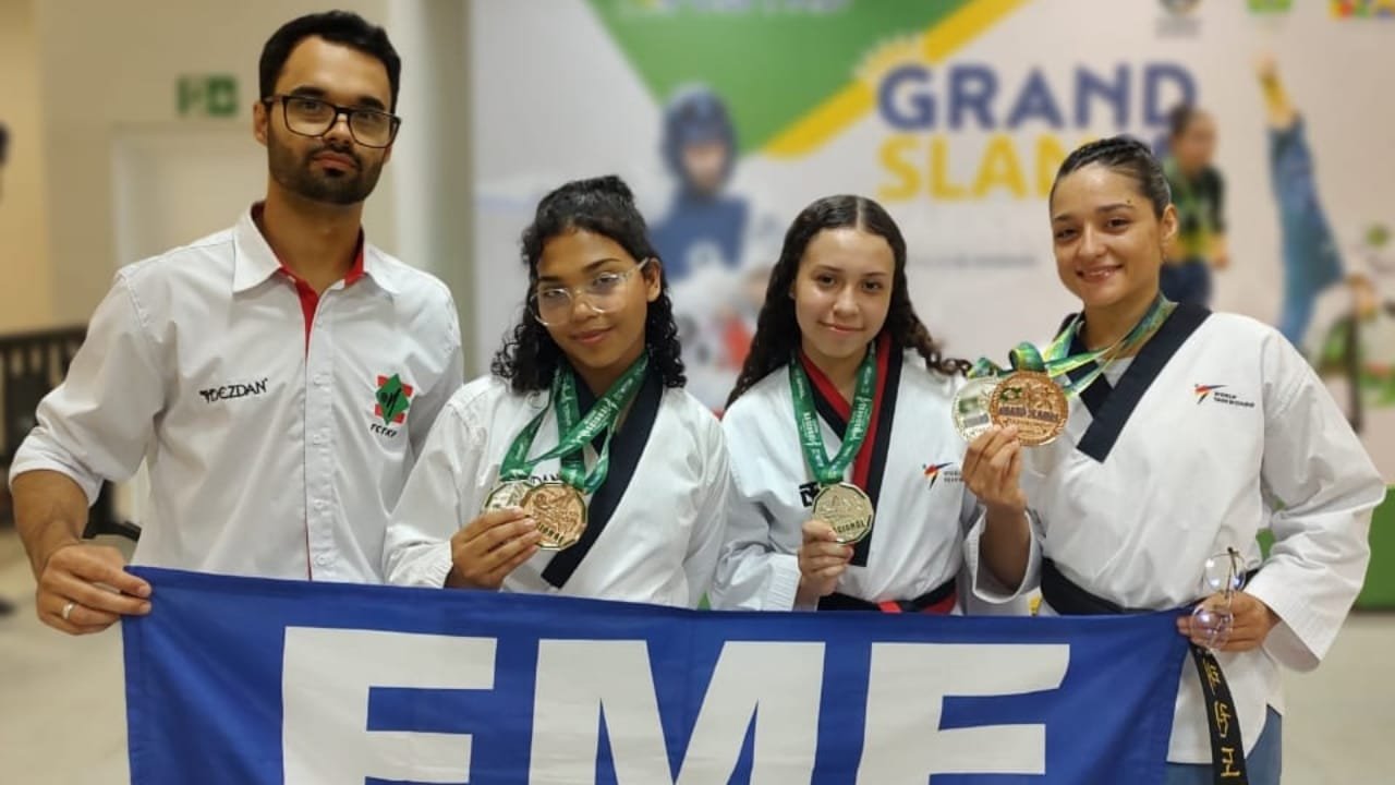 Taekwondo,Seleção Brasileira,Balneário Camboriú,Santa Catarina,Seletiva Nacional,Grand Slam 2025,Felipe da Cunha Santos,Isabele da Silva Ribeiro,Sarah de Souza Fiorentino,Brenda Thalita Lima de Lima,Poomsae Reconhecido,Poomsae Estilo Livre,medalha de prata,medalha de bronze