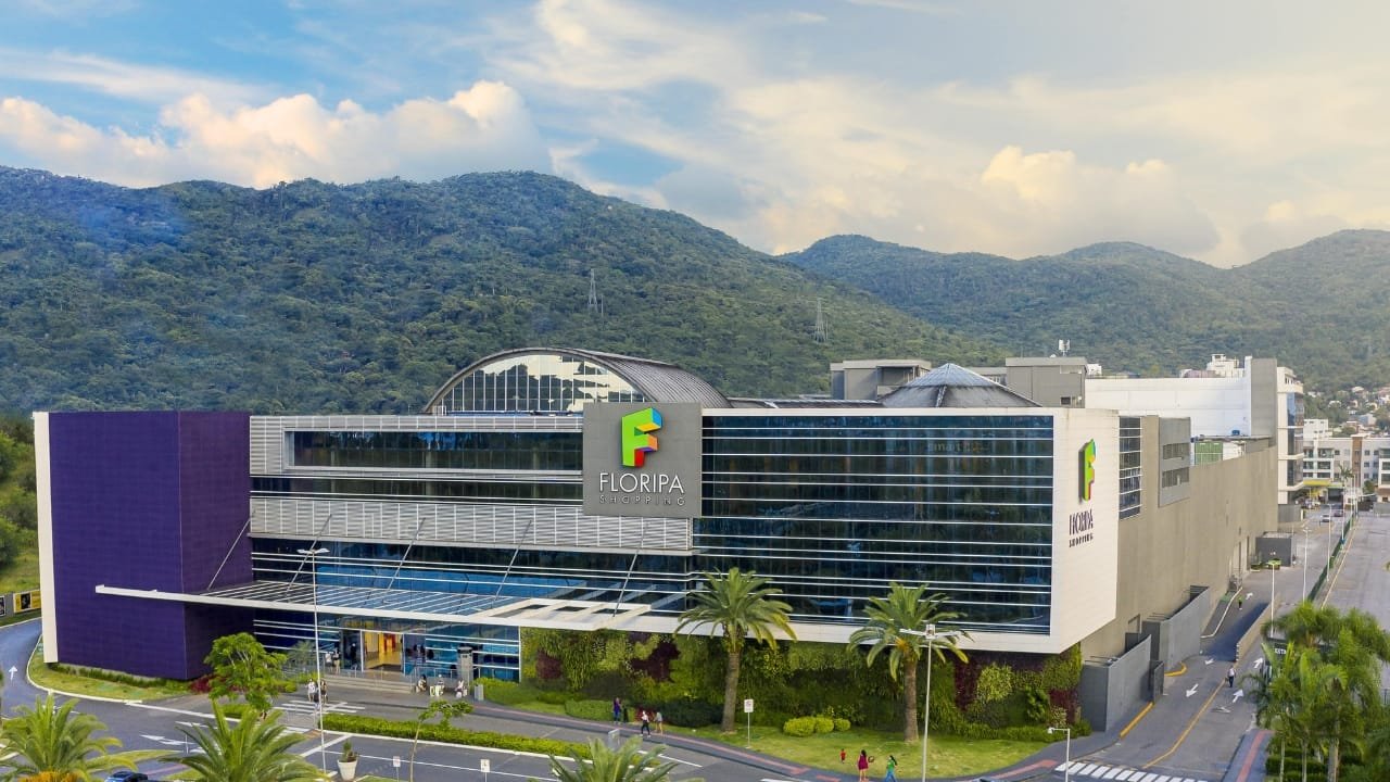 Floripa Shopping,Carnaval,horário de funcionamento,SC 401,Florianópolis,gastronomia,Espaço Gourmet,Praça de Alimentação,Smart Fit,Polícia Federal,estacionamento gratuito,Santa Catarina