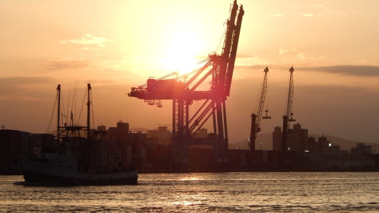 Economia Azul,Itajaí,SEBRAE,Secretaria de Desenvolvimento Econômico,porto pesqueiro,turismo náutico,construção naval,exportações,Gabriela Kelm,Cidade Empreendedora,sustentabilidade,inovação,cadeia produtiva,recursos marítimos,PIB nacional