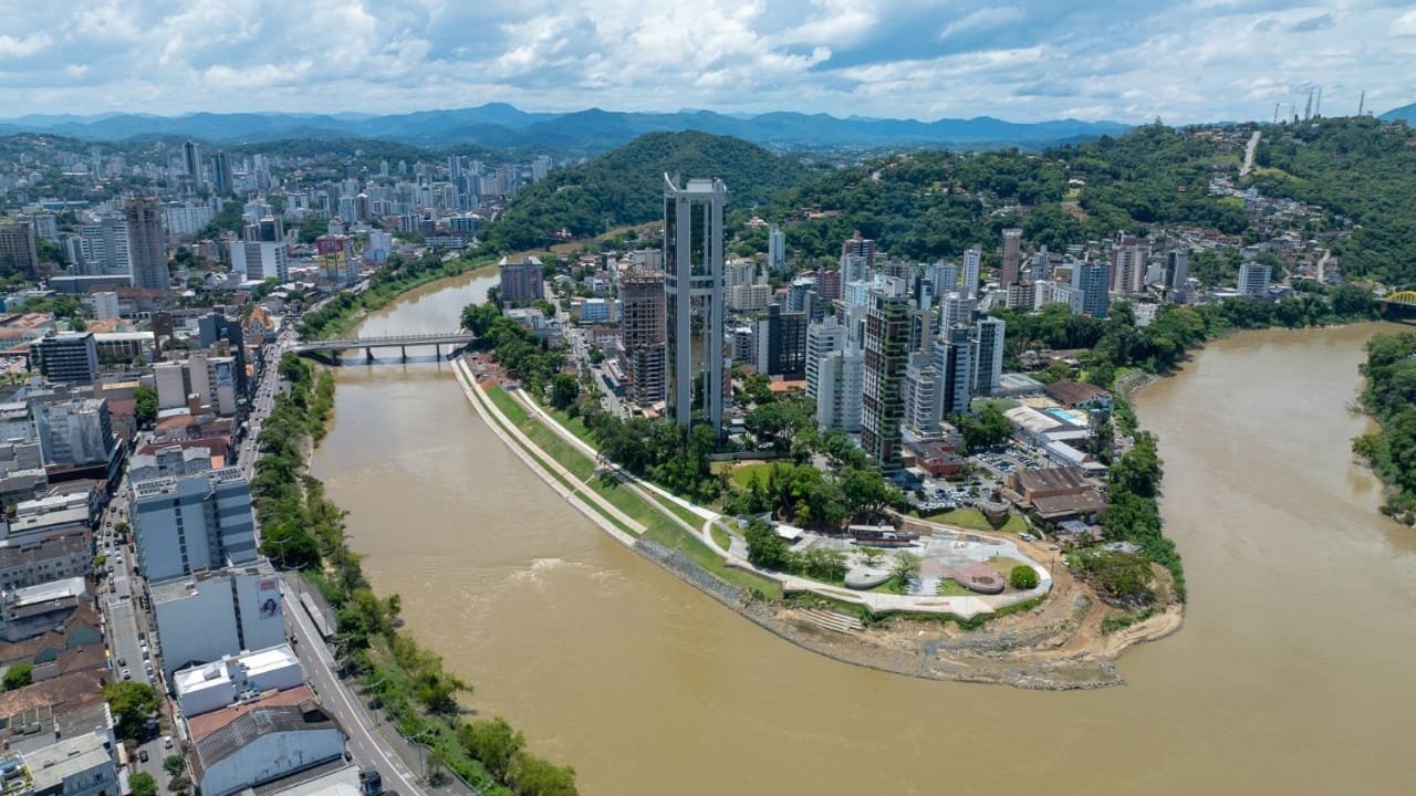 Empreendedorismo SC,Abertura de Empresas,Vale do Itajaí,Mercado de Trabalho,Negócios Catarinenses,SC Negócios