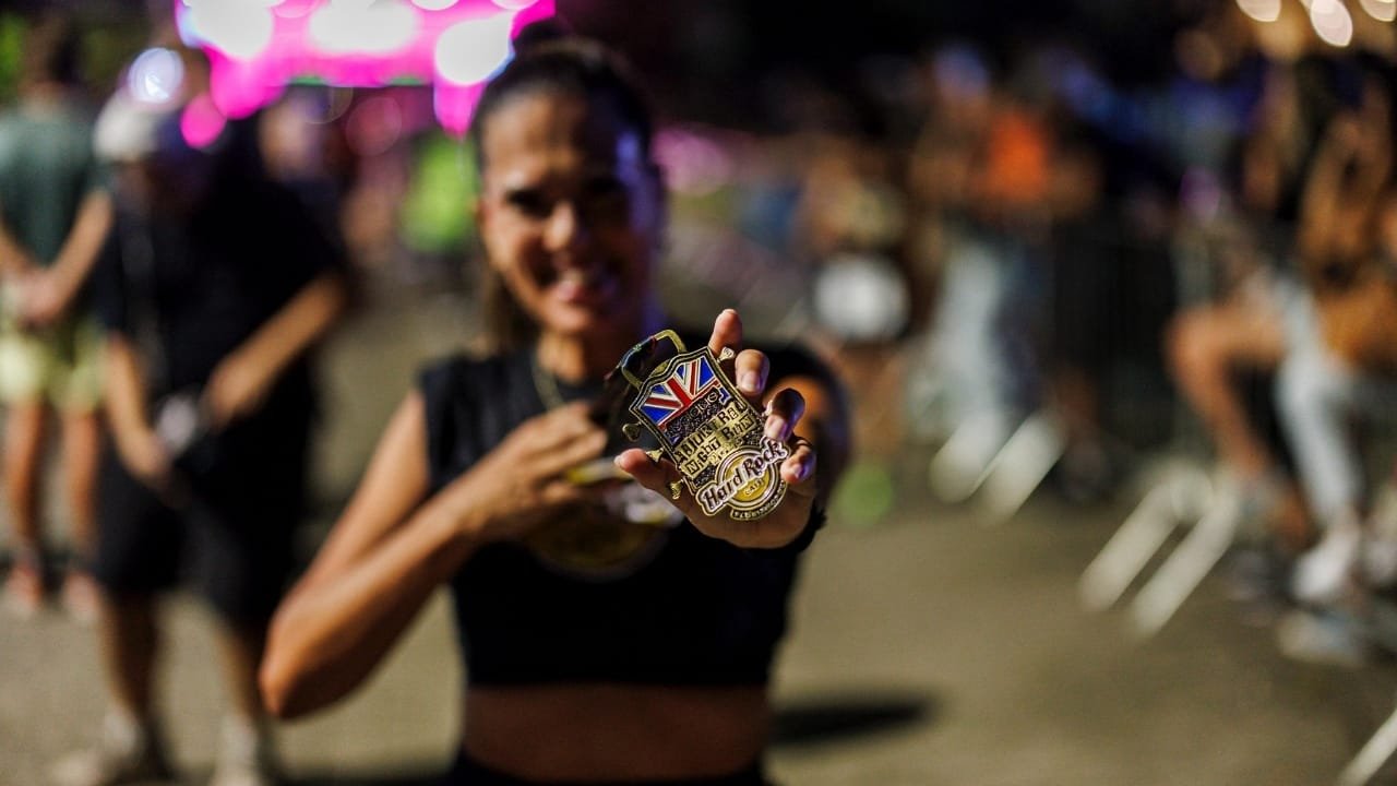 Jurerê Night Run,Florianópolis,Sportsland,turismo esportivo,corrida de rua,impacto econômico,Hard Rock Cafe,sustentabilidade,Fundação Somar,Villa Romana Shopping,saúde e bem-estar,Troféu José Finkel,Arena de Verão,entretenimento esportivo,eventos esportivos.
