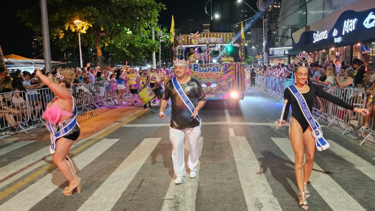 BC Folia,Balneário Camboriú,Carnaval,Praia de Laranjeiras,Siri Sarado,Luciana Arouca,Juliana Pavan,Avenida Atlântica,Guarda Municipal,turistas,charangas,programação Carnaval,Evandro Neiva,Praia Central