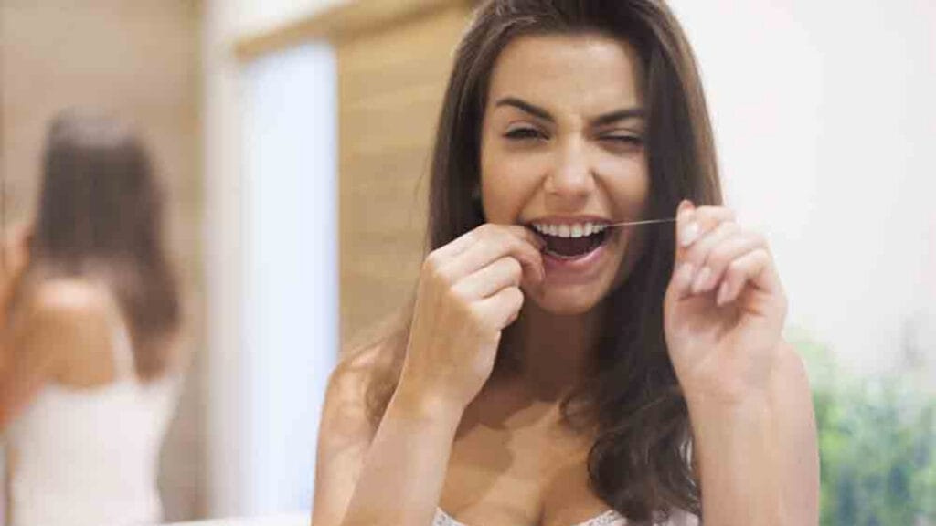 saúde bucal,doenças da gengiva,cáries,prevenção dental,OMS,EMS,Protocolo GBT,Dra. Claudia Elizalde,Dr. Heitor Serapicos,profilaxia dental,placa bacteriana,saúde global,diabetes e saúde bucal,doenças cardiovasculares,Pesquisa SB Brasil