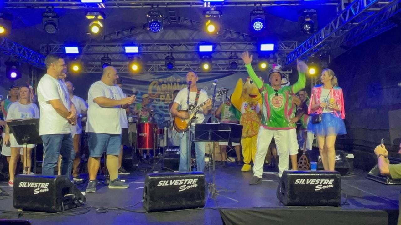 Carnaval,Itajaí,Largo do Mercado Público,Bloco Jacarézinho,Banda S/A,Robison Coelho,Charanga,Santa Catarina,Carnaval Papa Siri,Segurança,Programação Carnaval,Turismo,Bailinho Infantil,Bloco Sardinha da Marli,Samba