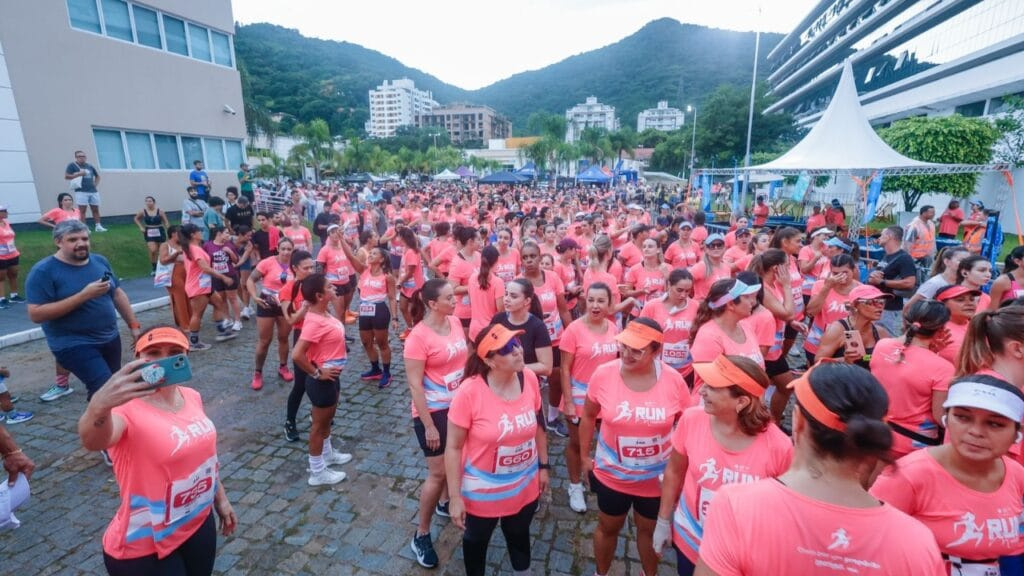 Run Mulher 2025,Dia Internacional da Mulher,Florianópolis,Baía Sul Mulher,LIDE SC,corrida feminina,empoderamento feminino,saúde da mulher,MED-401,Gabriela Brincas,Denise Maidenchan,esporte feminino,superação,qualidade de vida,bem-estar