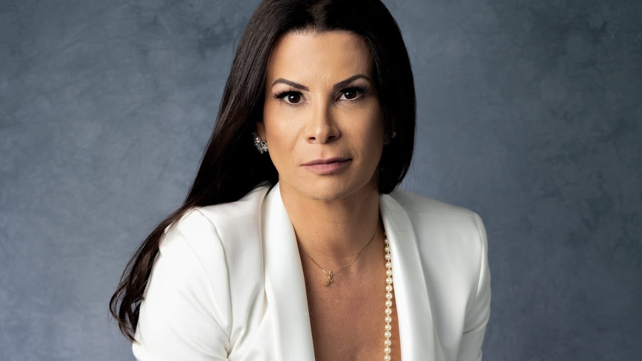 Chai Carioni,Floripa Shopping,Dia Internacional da Mulher,comunicação eficaz,desenvolvimento pessoal,palestra gratuita,Florianópolis,Nanda Hermmann,Paty Lisowyki,Marcela Brasca,Itaú Unibanco,Impacto Desenvolvimento Humano,Poltrona Premiada,habilidades de comunicação