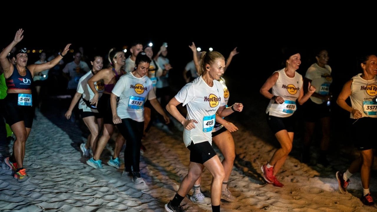 Jurerê Night Run,corrida noturna,Florianópolis,Sportsland,Hard Rock Cafe,Jurerê Internacional,sustentabilidade,corrida 5 km,corrida 10 km,Eco Local Brasil,Esteira Solidária,Supla,Guns N’ Roses Cover,entretenimento esportivo