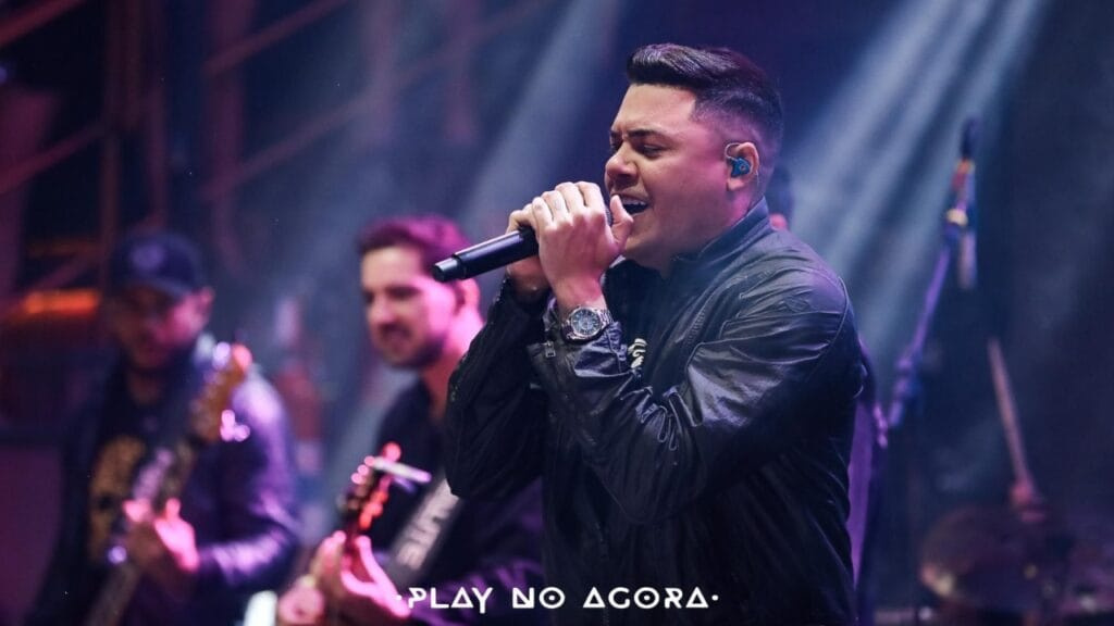 SHED Club,Balneário Camboriú,Felipe Araújo,sertanejo,show,aniversário,entretenimento,música,gastronomia,reservas,camarotes