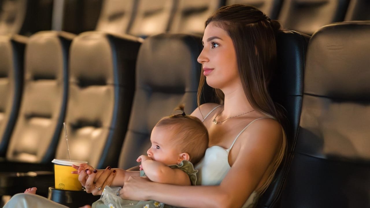 Ainda Estou Aqui,CineMaterna,Balneário Shopping,Oscar 2025,cinema brasileiro,mães e bebês,Eunice Paiva,Rubens Paiva,ditadura militar,conforto,sessão adaptada