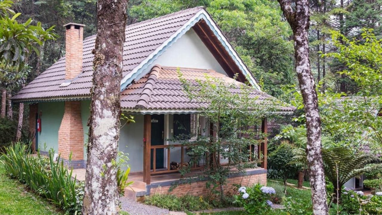 outono,destinos de viagem,Monte Verde,Bento Gonçalves,Curitiba,Campos do Jordão,Petrópolis,Booking.com,vinícolas,trilhas,gastronomia,hospedagem