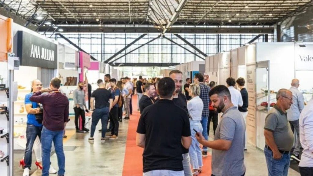 feira de calçados SC,tendências calçadistas 2026,Sincasjb,Balneário Camboriú eventos,exportação calçados Brasil,Abicalçados,polo calçadista SC