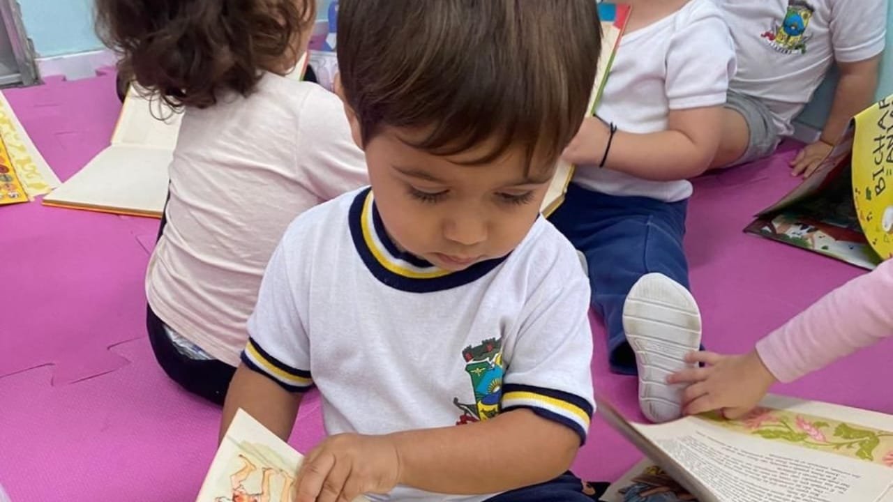 Educação Infantil,Itapema,Seminário,Leitura e Escrita,Programa Criança Alfabetizada,práticas pedagógicas,formação de professores,Maria Laura Pozzobon Spengler,Valdir Nesi Filho,CDPHI Novos Caminhos