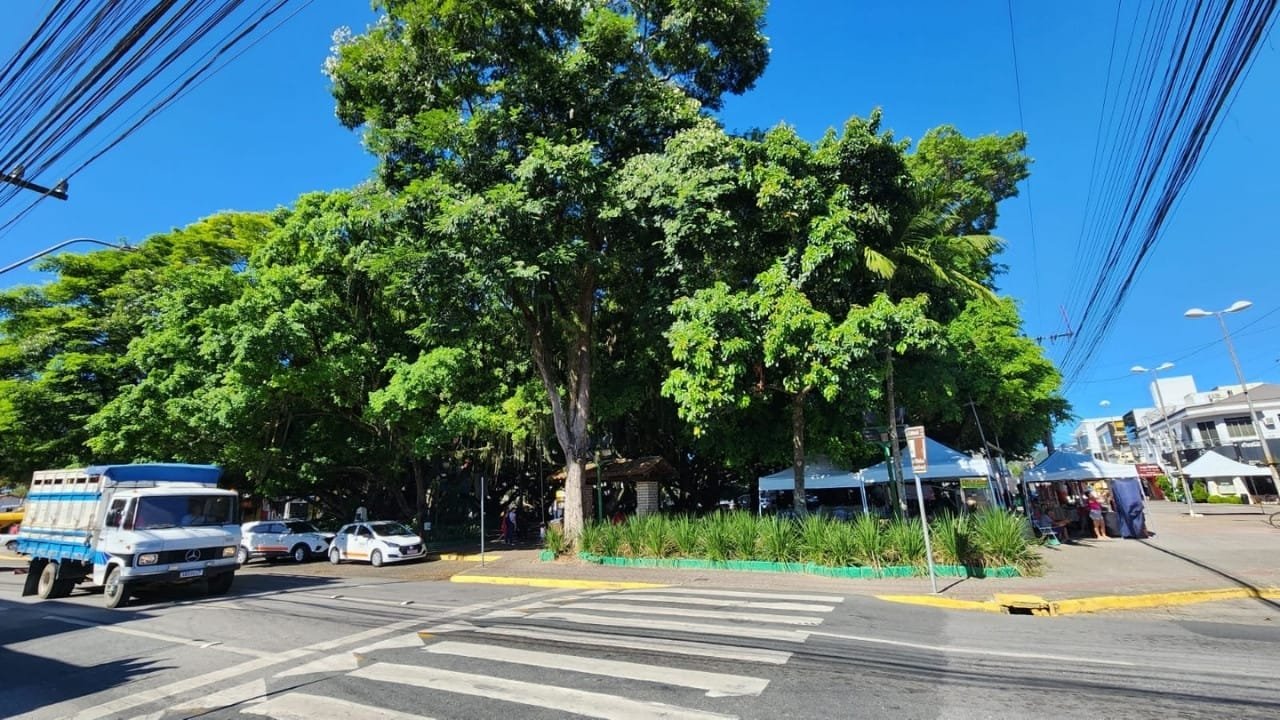 Festa dos Amigos,Camboriú,edital,turismo local,cultura,culinária,música,dança,Secretaria de Desenvolvimento Econômico,Defesa Civil,doação de telhas,integração,aniversário do município