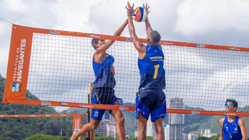 Bolsa Atleta,Navegantes,esportes,Fundação Municipal de Esporte,modalidades esportivas,investimento municipal,basquete,futsal,judô,surf,taekwondo,vôlei