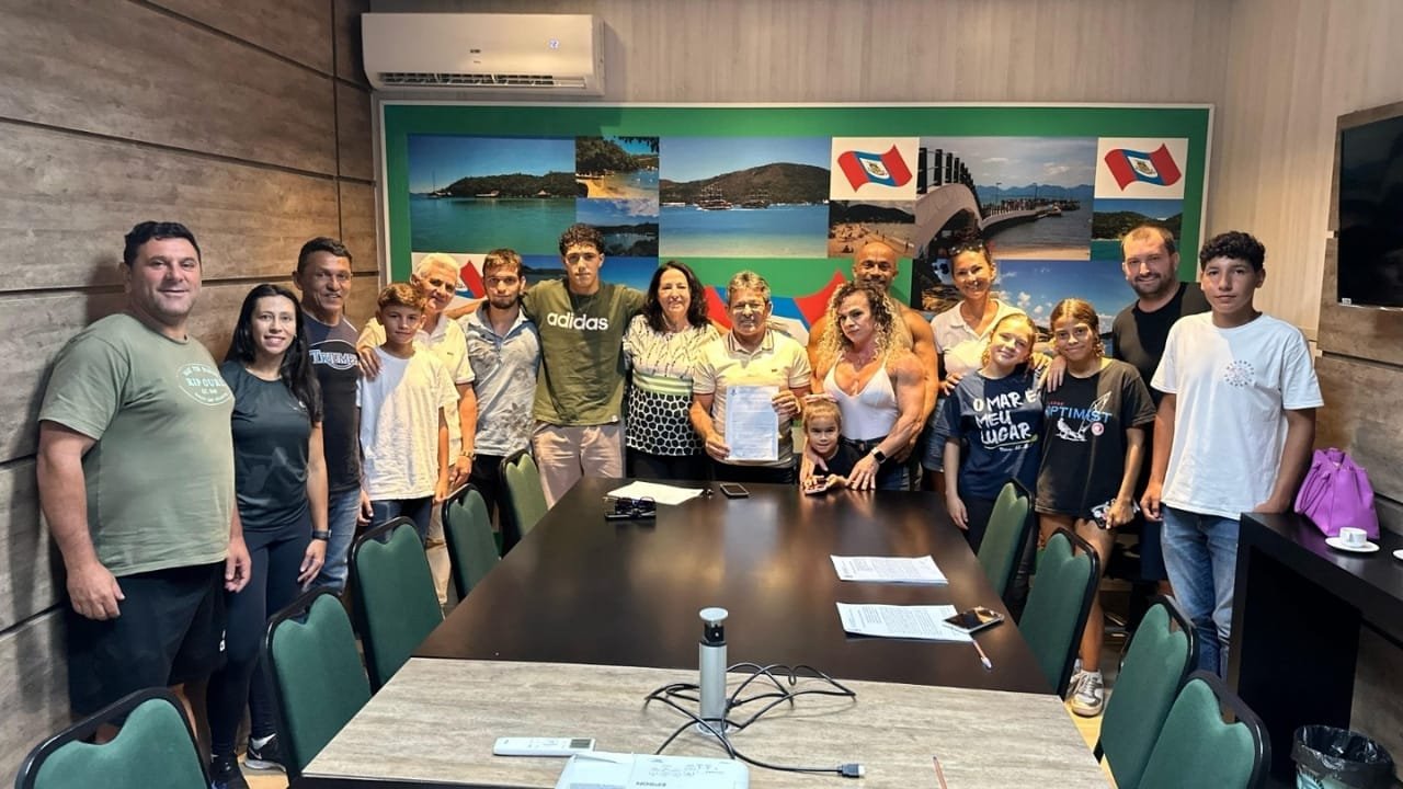 Bolsa Atleta 2025,Porto Belo,Fundação de Esportes,atletas contemplados,competições esportivas,incentivo ao esporte,Santa Catarina,Brasil