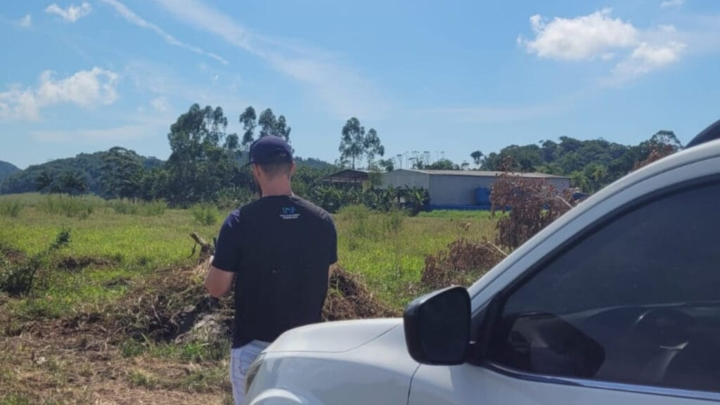IMP,Rio Piçarras,poluição,denúncia ambiental,fiscalização,efluentes,dano ambiental,IMA,Balneário Piçarras,preservação