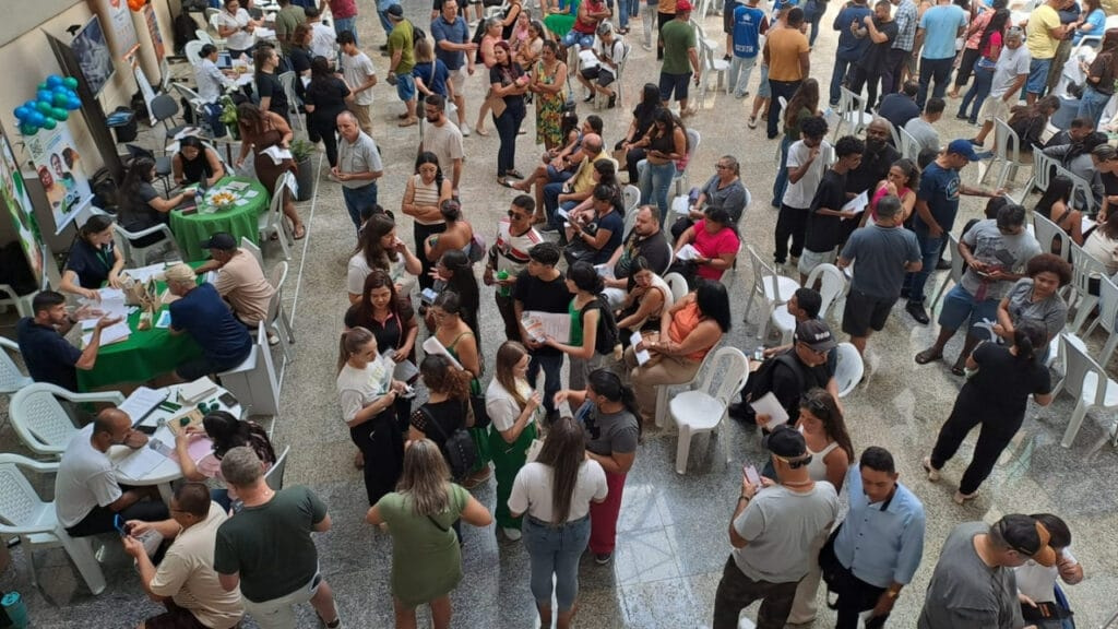 Feirão Emprega Já Itajaí,vagas de emprego,SENAI,FIESC,construção naval,qualificação profissional,recolocação,mercado de trabalho,cursos gratuitos,oportunidades