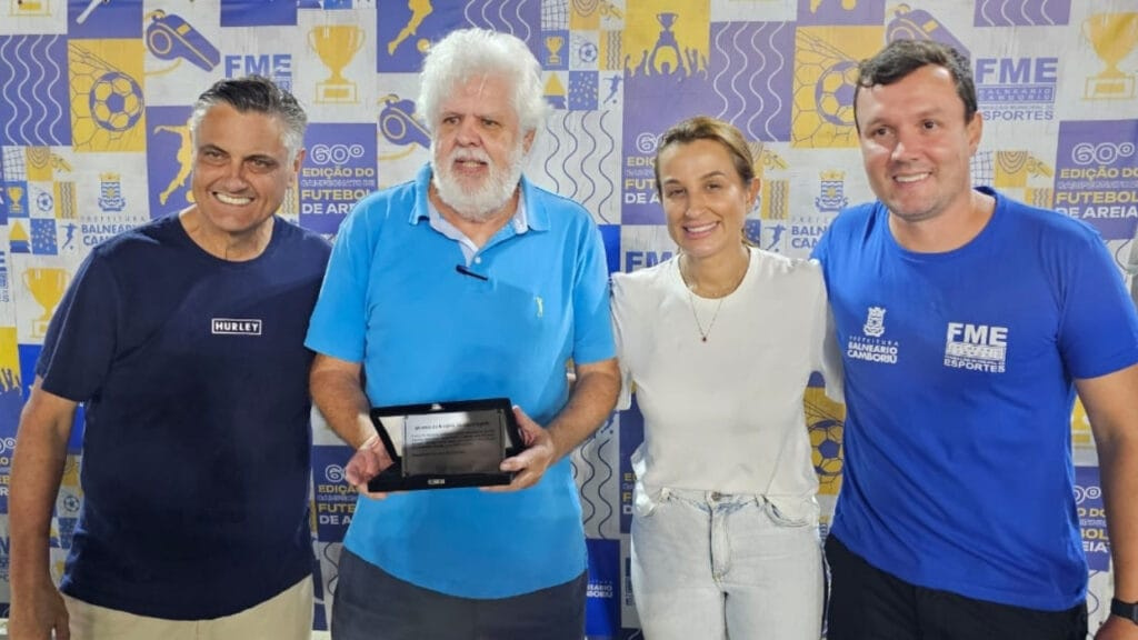 Campeonato de Futebol de Areia,Balneário Camboriú,Baleia FC,Focas FC,Goiá FC,Praia Central,homenagens,FME,esporte tradicional,60ª edição