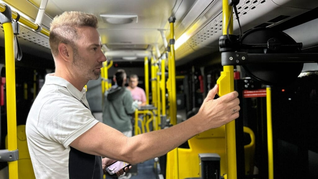 BC Trânsito,BC Bus,transporte gratuito BC,Auto Viação Suzano,aplicativo BC Bus,tarifa zero,fiscalização de ônibus,Balneário Camboriú,Juliana Pavan,novas linhas de ônibus,mobilidade urbana,Wi-Fi em ônibus,bilhetagem eletrônica,transporte público BC,reclamações BC Bus