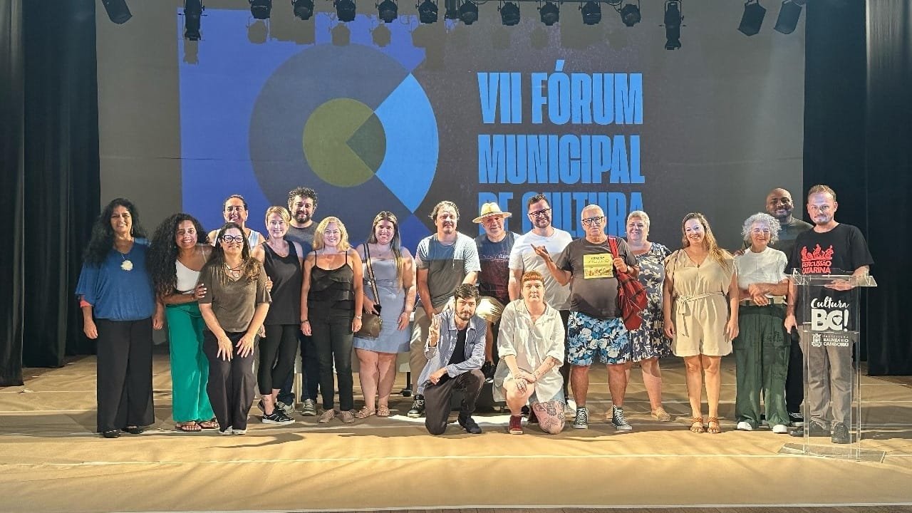 Conselho Municipal de Cultura,Balneário Camboriú,VII Fórum de Cultura,eleição cultural 2025,câmaras setoriais,Teatro Bruno Nitz,artistas de BC,políticas culturais,democratização da cultura,audiovisual BC,dança BC,patrimônio cultural,mandato 2025-2027,representatividade artística,cultura inclusiva