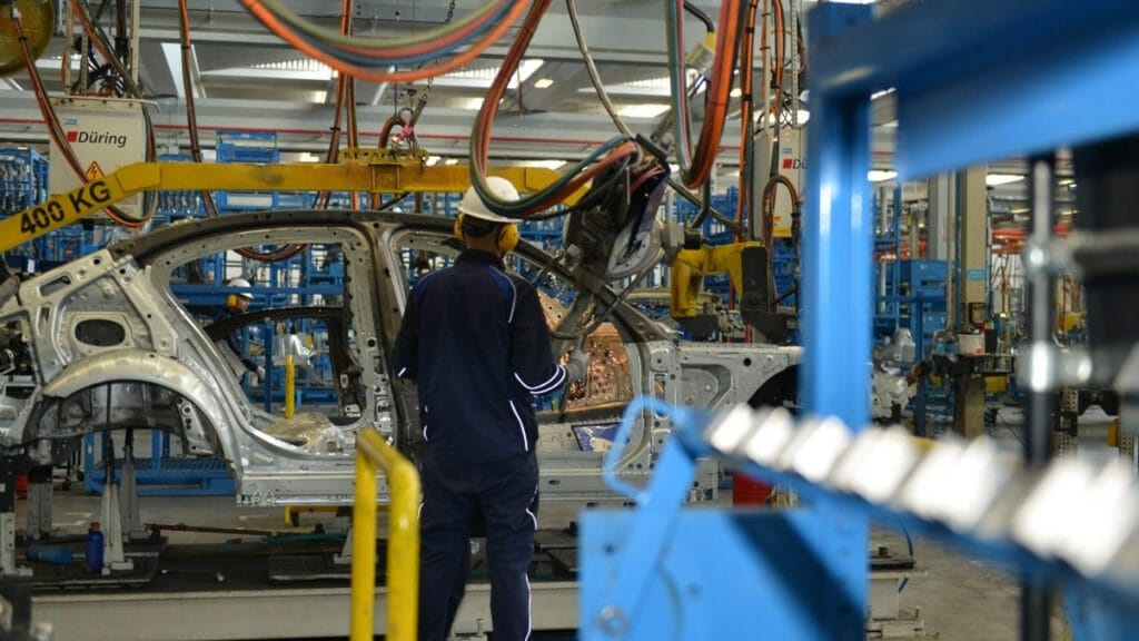 Santa Catarina,crescimento econômico,IBGE,Jorginho Mello,Silvio Dreveck,produção industrial,vendas no varejo,serviços,taxa de desemprego,vagas de emprego,renda,consumo,investimento