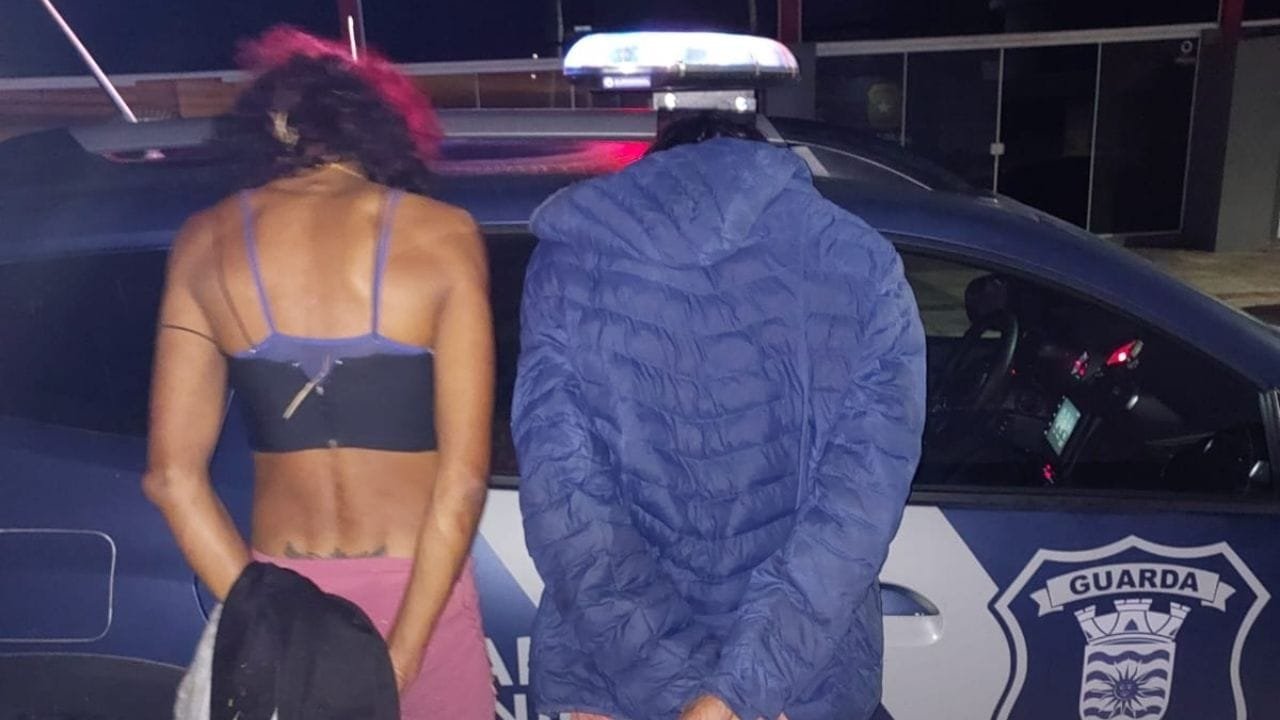 Guarda Municipal,furto de bicicleta,prisão em flagrante,Balneário Camboriú,Central 153,Marginal Leste,rondas policiais,ocorrência criminal,Quarta Avenida,CPP,segurança urbana,casal preso,flagrante delito,crimes na cidade,fiscalização