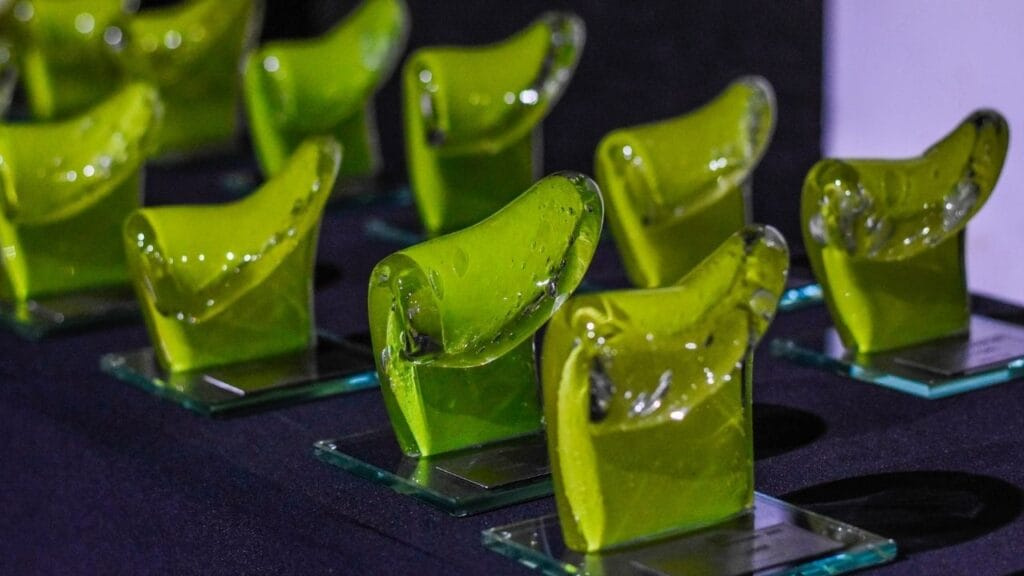 Prêmio Expressão de Ecologia,projetos sustentáveis,Troféu Onda Verde,conservação ambiental,reciclagem,energias renováveis,gestão de resíduos,educação ambiental,Malwee,Toyota,Engie,Lunelli,Florianópolis,sustentabilidade corporativa,economia circular