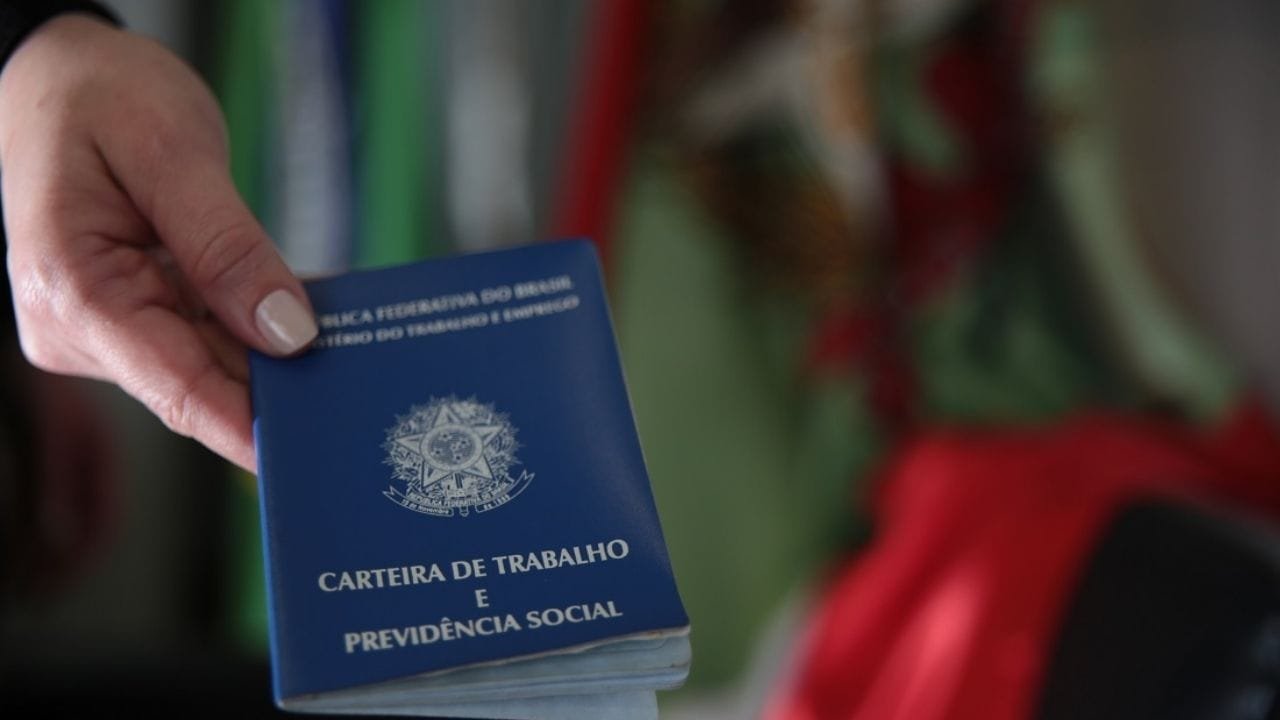 vagas Sine SC,emprego Balneário Camboriú,oportunidades Blumenau,trabalho em Itajaí,empregos PCD,mercado de trabalho SC,setor têxtil SC,construção civil vagas,tecnologia empregos,turismo SC trabalho,Sul Catarinense empregos,Sicos Santa Catarina,cadastro Sine,portal Emprega Brasil,primeiro emprego SC