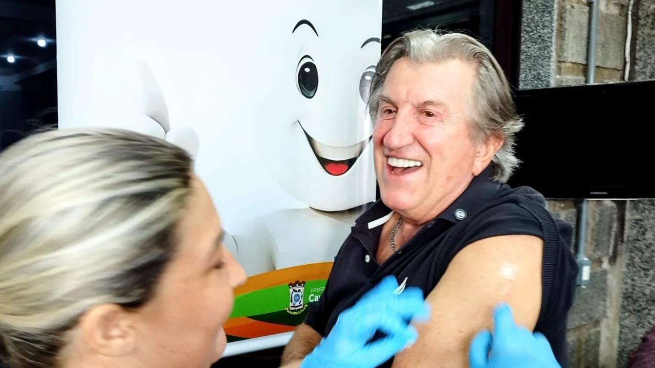 vacina gripe Camboriú,onde tomar vacina,grupos prioritários gripe,Dia D vacinação,Secretaria de Saúde Camboriú,horário vacinação,políclínica Camboriú,prevenção influenza,campanha de vacinação 2025,professores vacina gripe,crianças vacinação,doenças crônicas,saúde pública,imunização gripe,Leonel Pavan