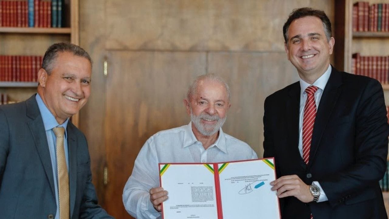 Propag,renegociação dívidas estaduais,decreto Lula,parcelamento 30 anos,descontos juros,Fundo Garantidor,contrapartidas educação,estados e União,ativos públicos,MP dívidas estaduais,investimento em infraestrutura,Diário Oficial,Rui Costa,Rodrigo Pacheco,equalização federativa