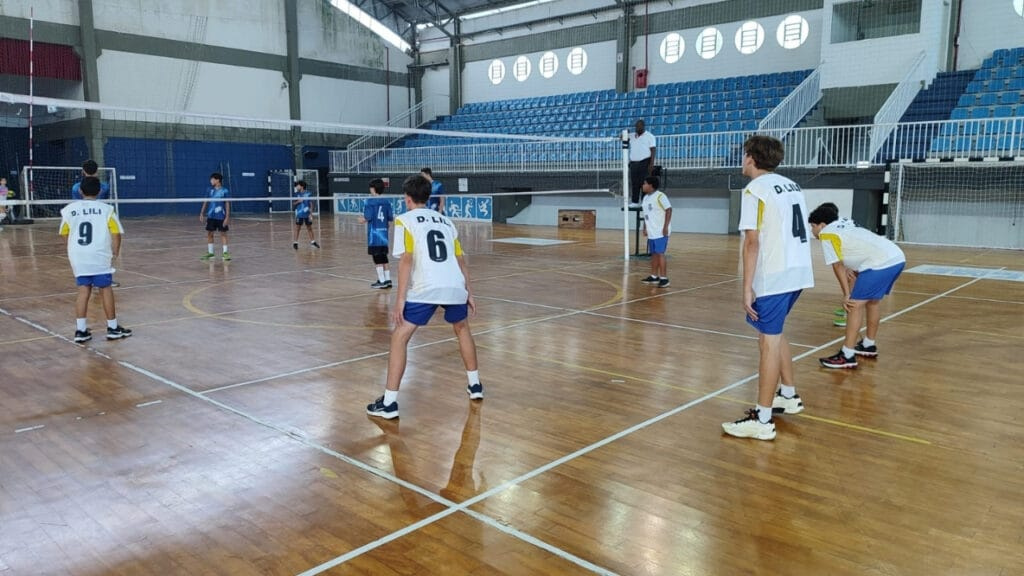 Jogos Escolares Santa Catarina 2025,Anglo Balneário Camboriú,COC BC,FME Balneário,etapa microrregional JESC,atletismo escolar BC,resultados JESC,esportes coletivos escolares,xadrez estudantil,tênis de mesa JESC