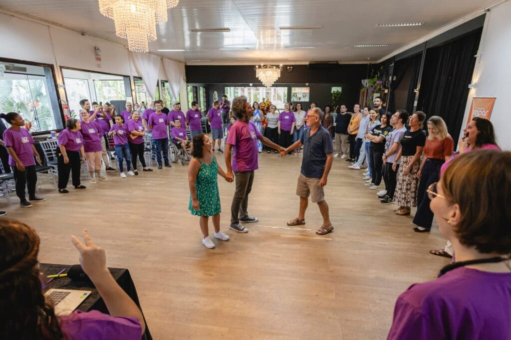 Circuito “Diálogos Arte para Todos” estreia na Univille, em ação para alunos de Medicina aberta à comunidade
