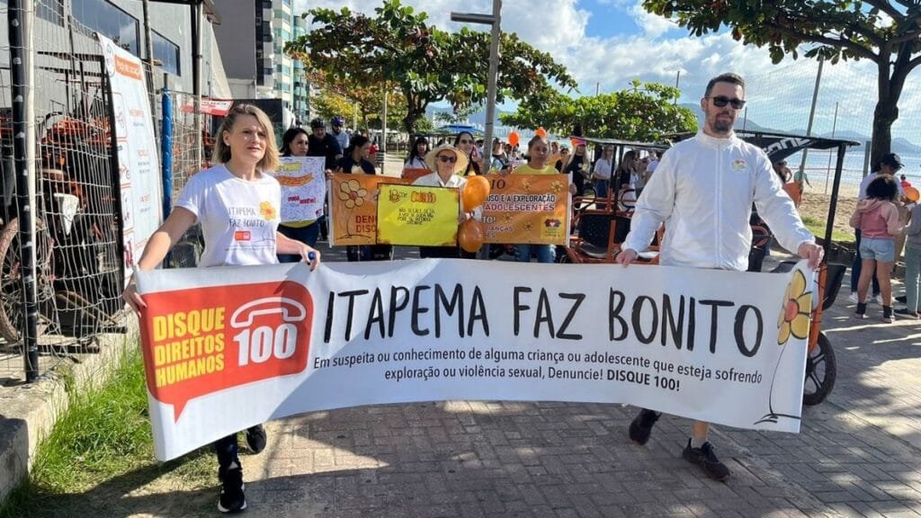 Itapema Faz Bonito,Maio Laranja,caminhada Meia Praia,combate ao abuso infantil,proteção de crianças,campanha contra exploração sexual,Itapema 18 de maio