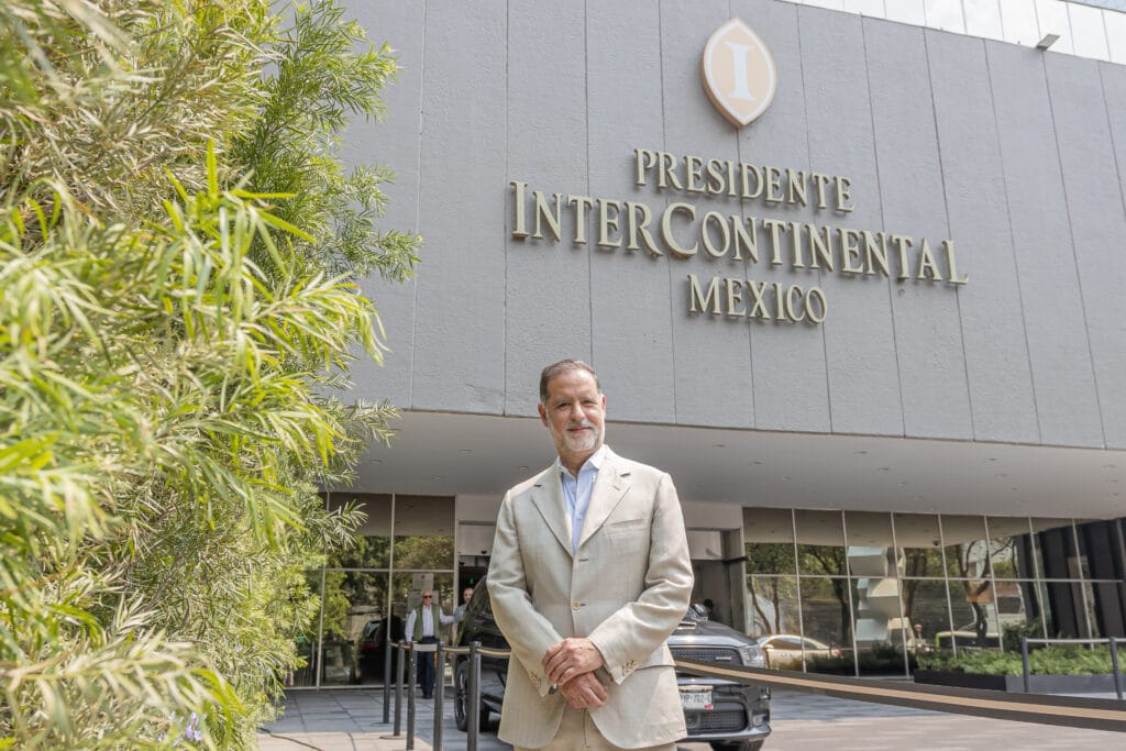 Edmir Piereck – Consultoria Internacional, Rodrigo – Consul Rodrigo Vázquez, Jorge Gutierrez - Diretor da Câmara Mexicana, Bruna Freitas - Gerente Nacional Brasil, Peru e Bolivia na Aeromexico, José Alberto Limas Gutiérrez - Cônsul do México em São Paulo, Alvaro Rey – Diretor Regional InterContinental Presidente e Miguel Angel Garcia Antonio – Gerente Nacional & CFO Brasil na Softtek