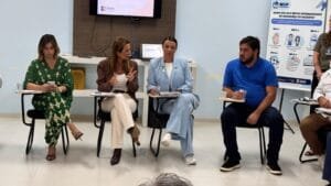 Prefeita Juliana Pavan,Hospital Ruth Cardoso,vereadores Balneário Camboriú,AMFRI,processos licitatórios,Aline Leal Saúde,Ary Souza Gestão Pessoas,emergência HMRC,maternidade BC,transparência pública,Comissão Intermunicipal,Leandro Índio Casa Civil,Dagmara Spautz Comunicação,adequação hospitalar,editais saúde