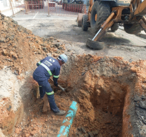 abastecimento de água,modernização do sistema,Balneário Camboriú,obras de saneamento,EMASA,setorização hidráulica,controle de vazão,telemetria,sistema hídrico,investimento em saneamento,eficiência no abastecimento,distribuição de água,tecnologia em saneamento,gestão hídrica,melhoria no serviço público
