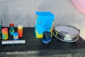 CEM Ariribá,instrumentos com sucata,educação ambiental
